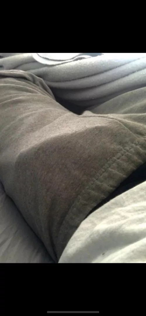 18m thick cock, I’m young… desperately horny, older ++ love to cum live hmu asap @george_boyt2021