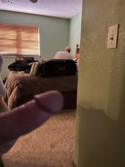 [20] Dad should’ve turned around