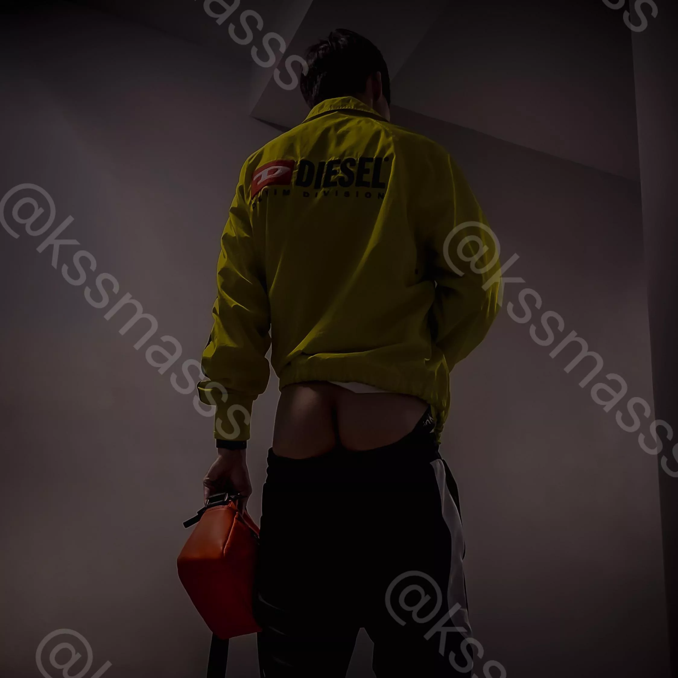 [20] In the Stairwell!