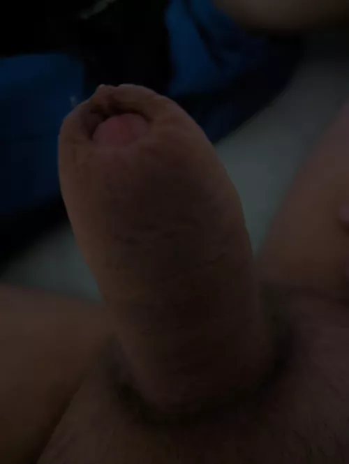 [21] year old looking for guys 18-22 ❤❤ I'm chubby and have a small dick ❤ Dm for social media