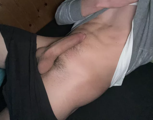 23 m looking for a jerk | hmu if you are hung and fit or with a nice ass 😜 | ages 18 - 26 | no face no verbal no live | SC:justboys19
