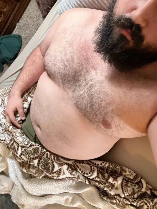 29 hairy thick horny daddy love big white cock sc: jodaddy1993