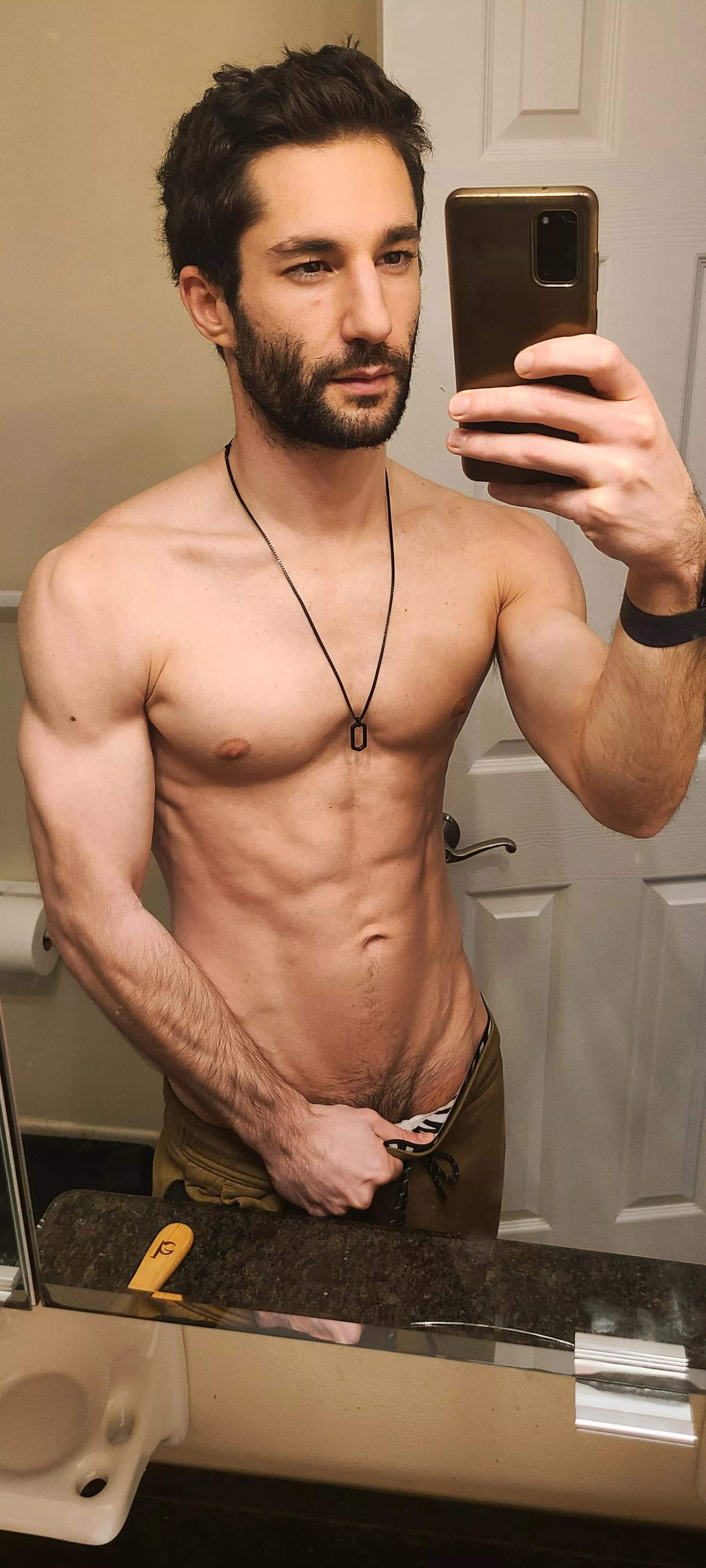 [31] looks like I need some serious cheering up 👀