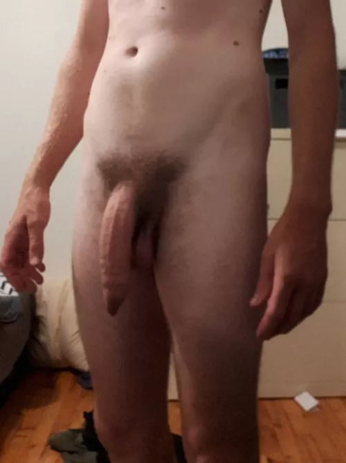 33 huge uc cock, wanna edge w another very hung man. snap in comments