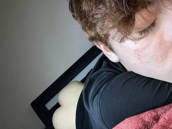 a little booty just for you 😘