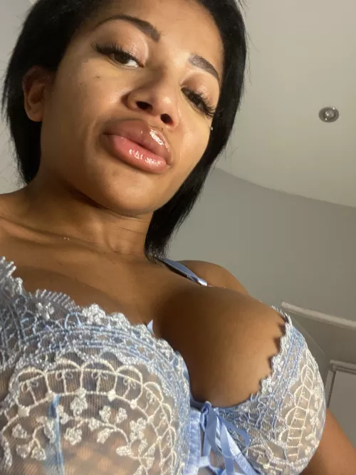 Are there any fans of simple lingerie?