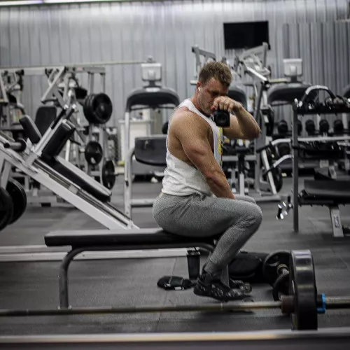 Built like a dump truck! [M]