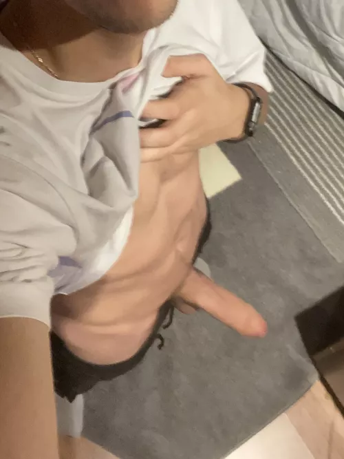 Don’t you wanna get underneath it? 🥵