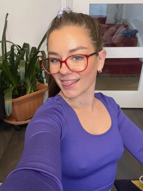 Everyone at school told me that my new glasses give out pornstar vibes