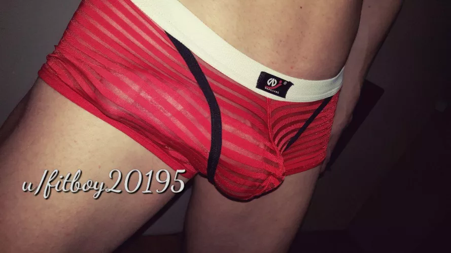 Gay, bi or straight! I dont care! Just want to know if you like to play with me ?