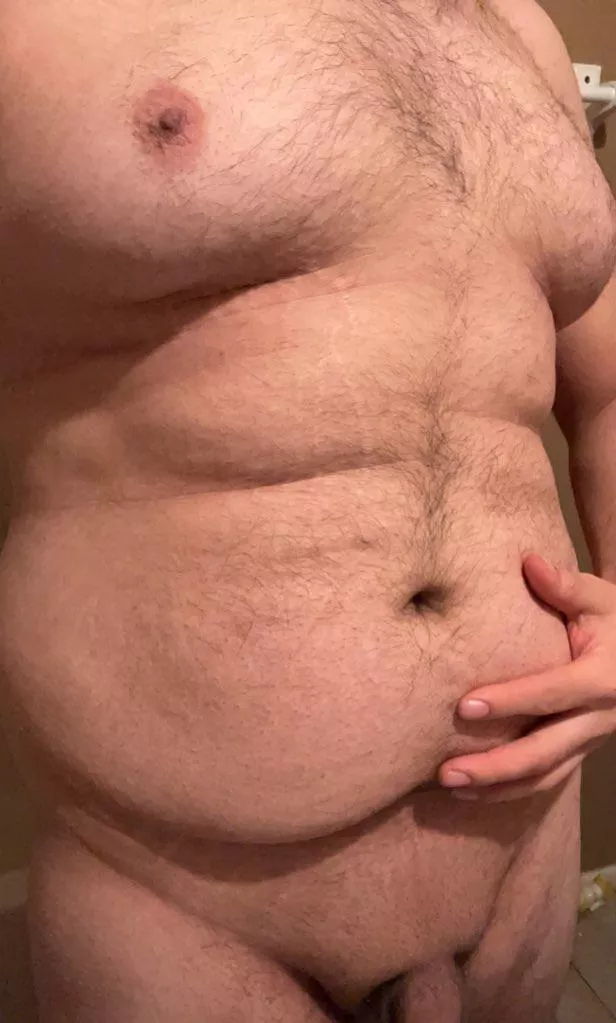 Getting ready to shower~