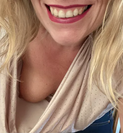 Happy Friday, hope you are having a great day and have lovely plans for the weekend