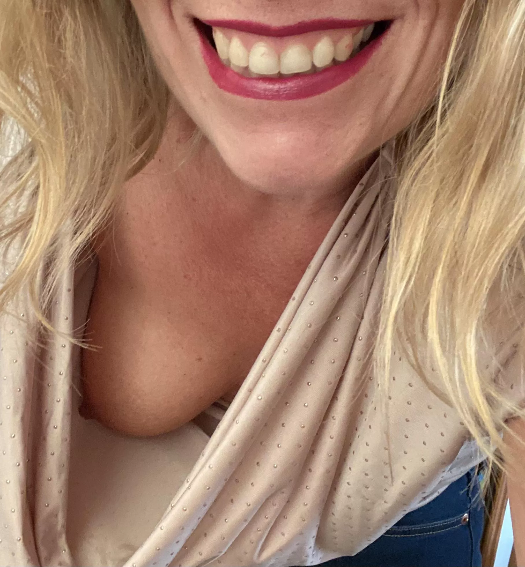 Happy Friday, hope you are having a great day and have lovely plans for the weekend