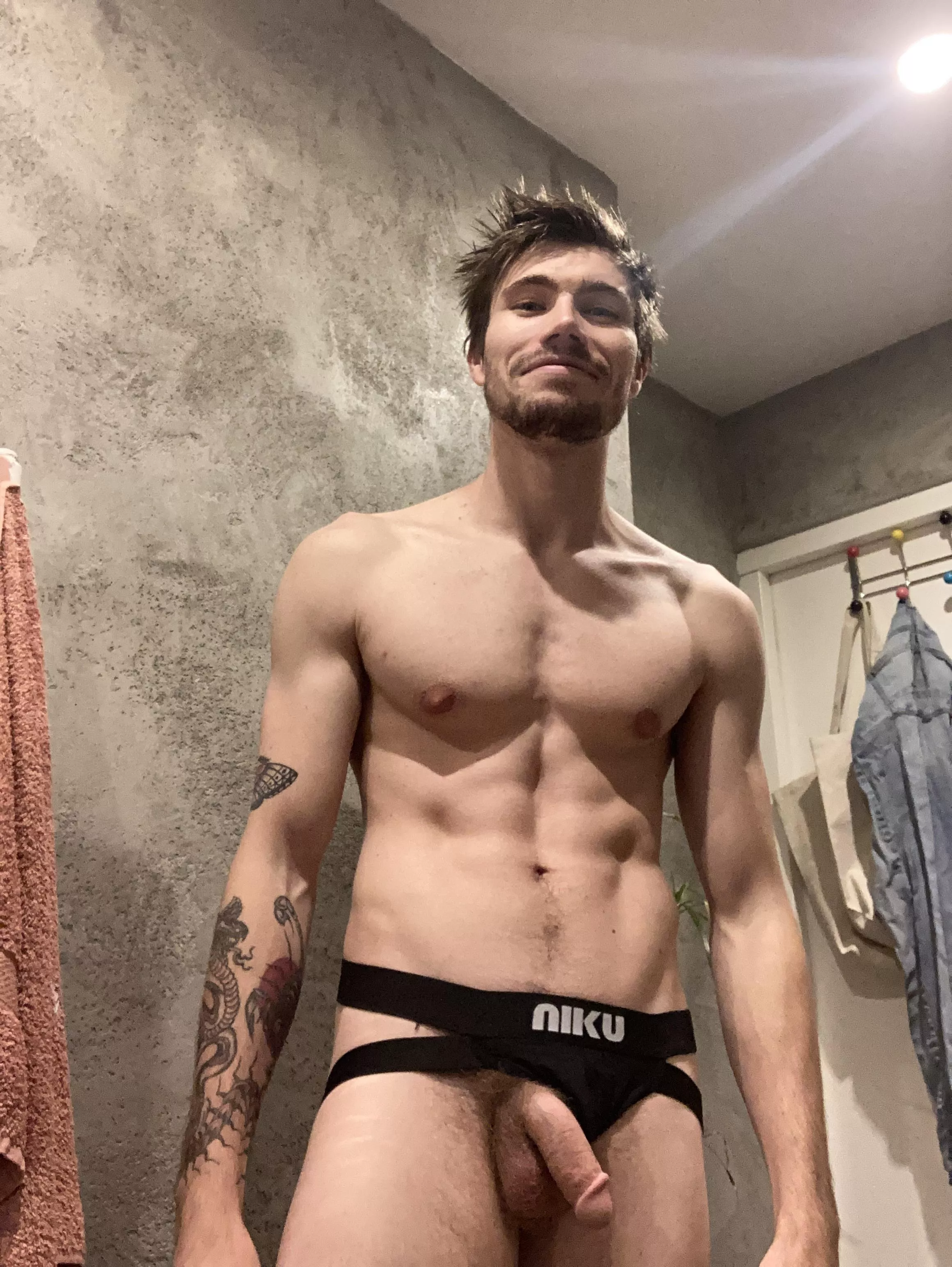 Heres my softie now make it hard ❤️