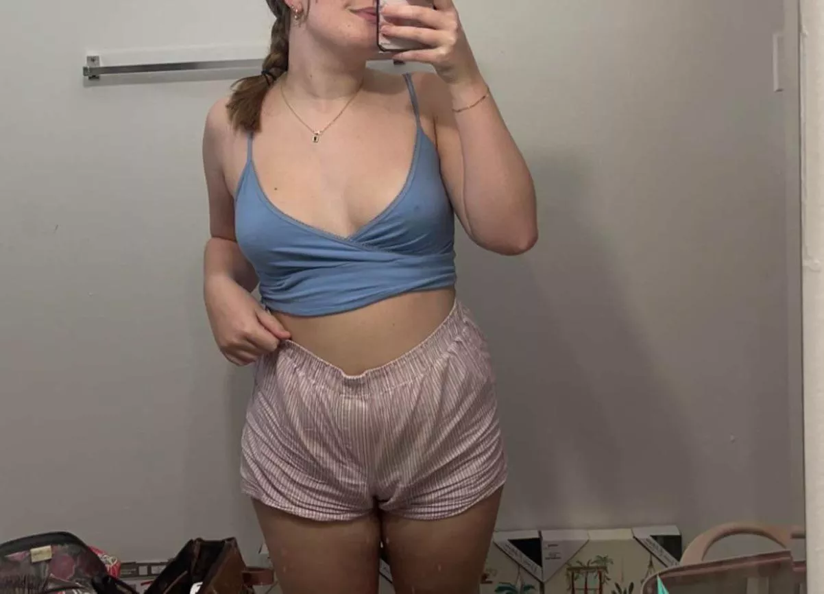 Hey ladies, I’m bored