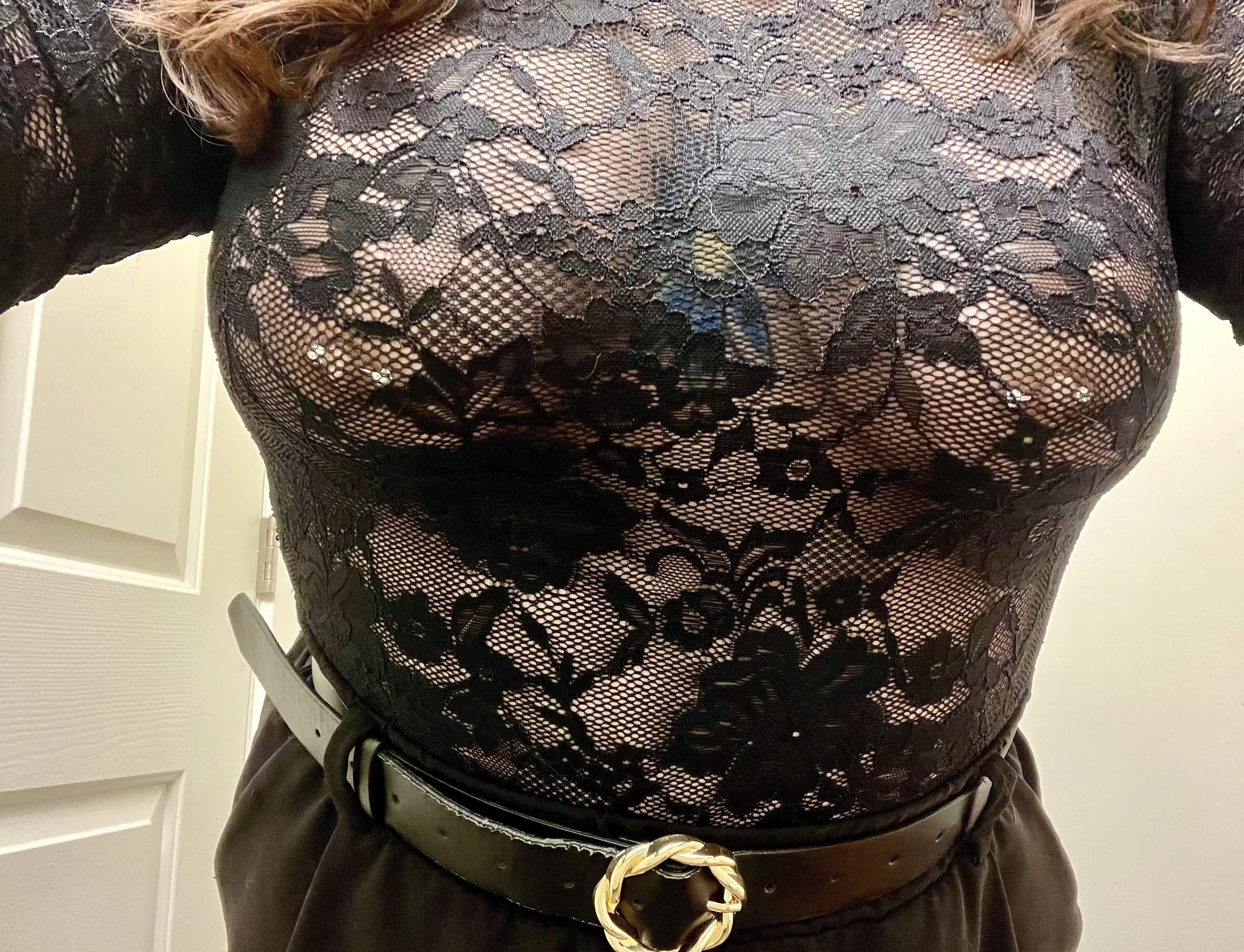 Hi! I'll be your bartender today. What are you having? 😉