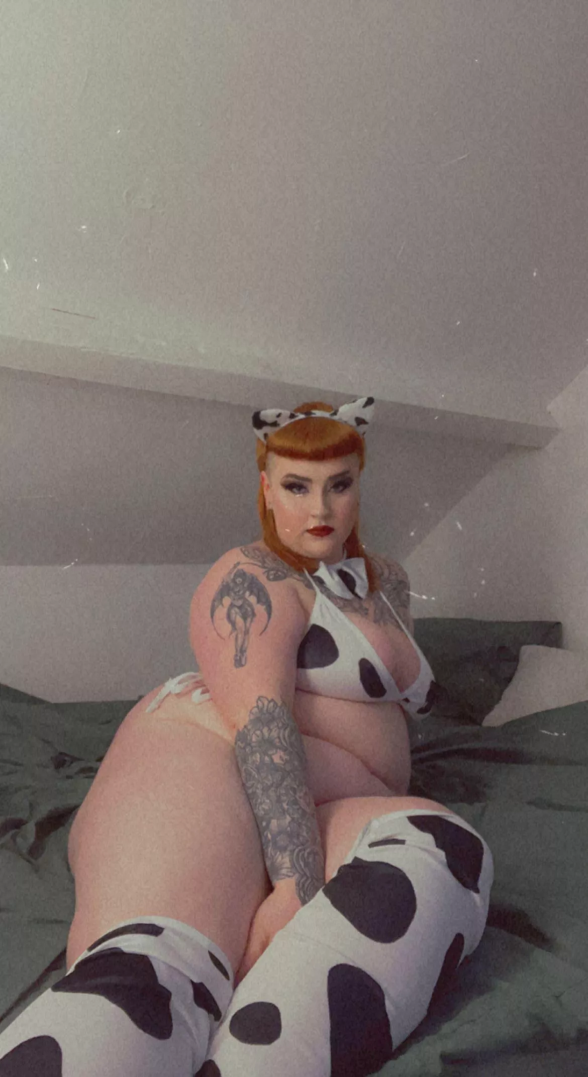 Hungry for your milk Daddy🖤