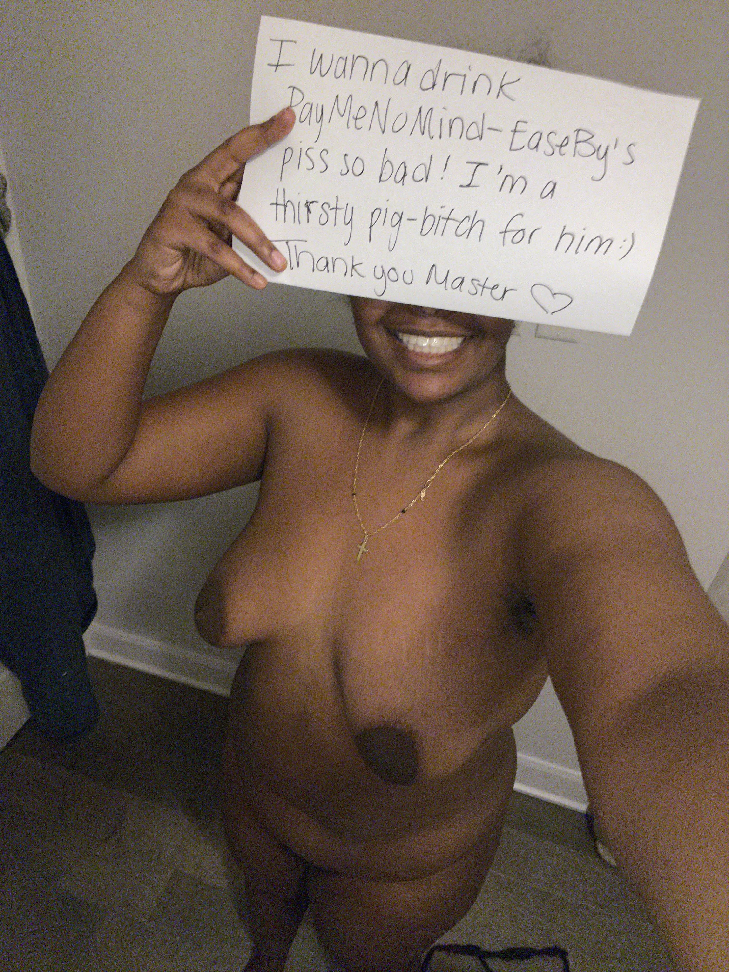 I love my white, fascist master 😍