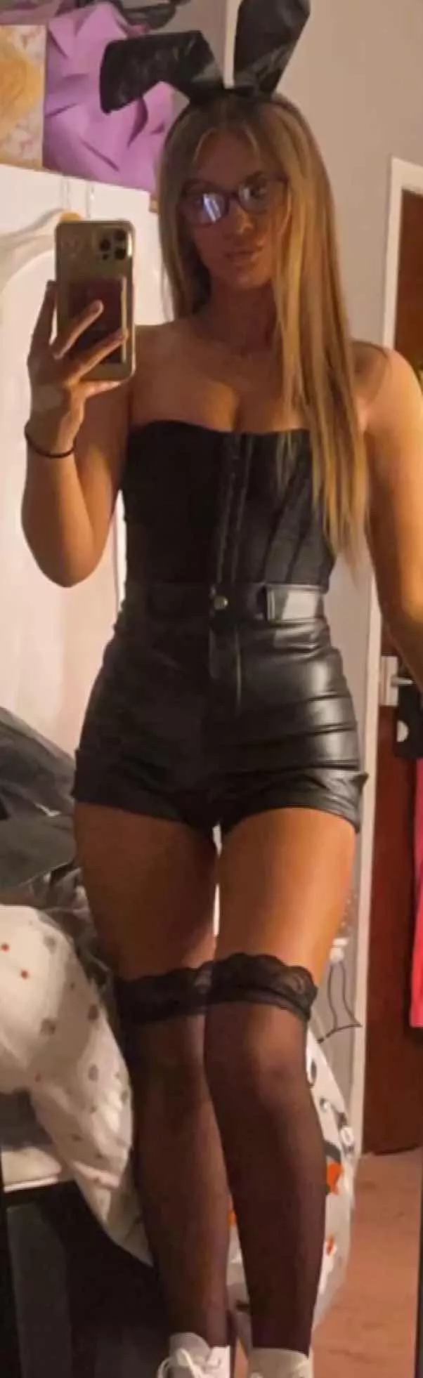 I’m a naughty little bunny F18