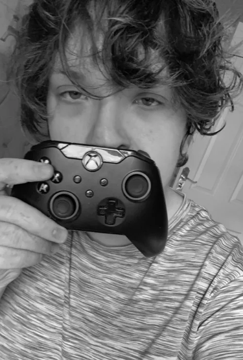 just out of the shower and about to play some xbox :)