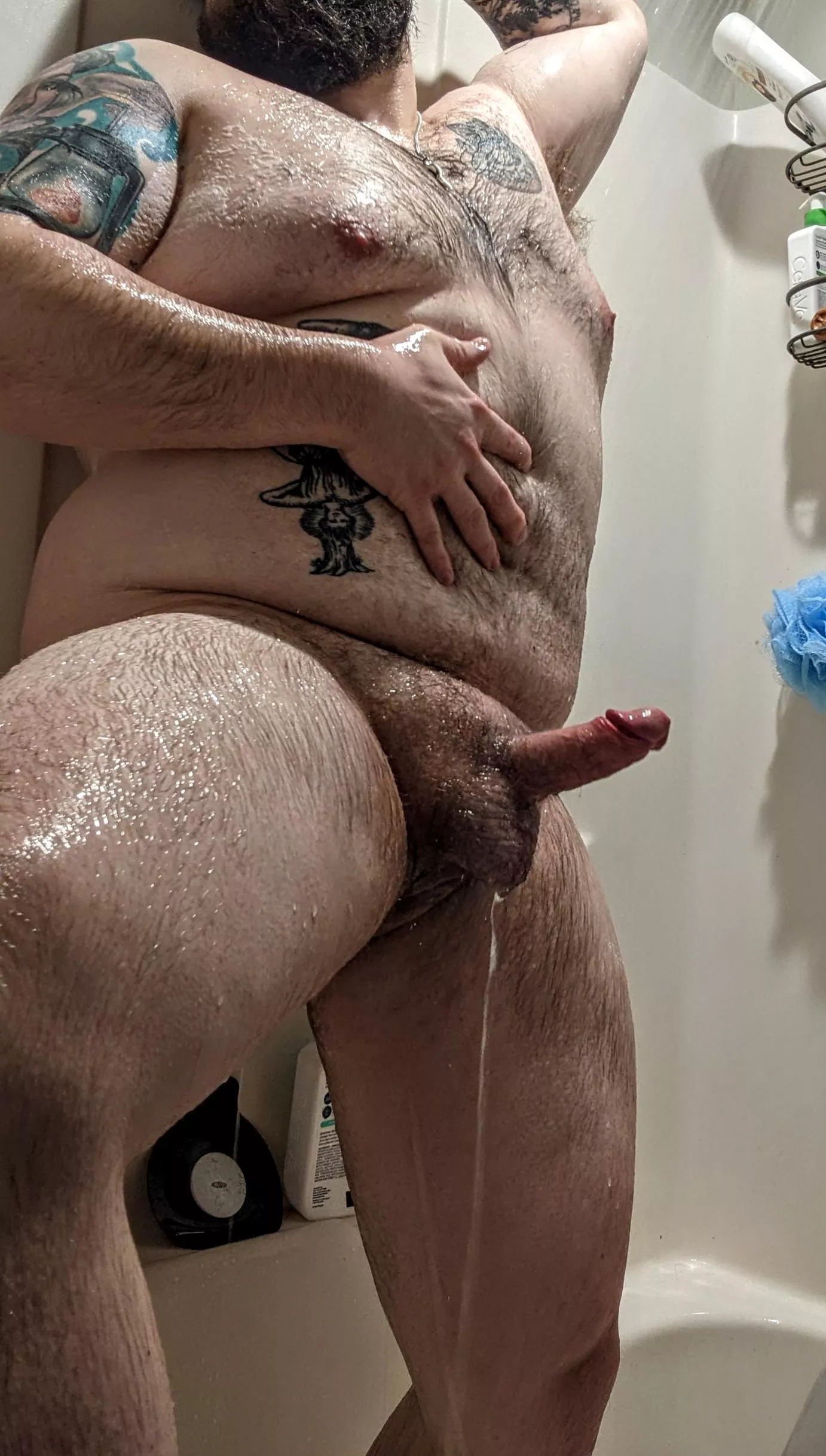 Love feeling myself up during a hot shower