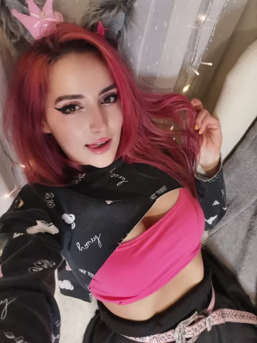 matching my top with my hair