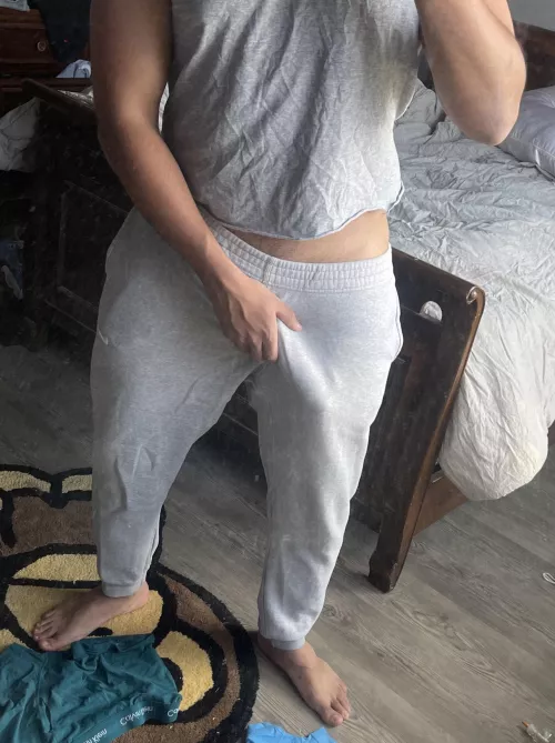 Meaty bulge in the grey sweats