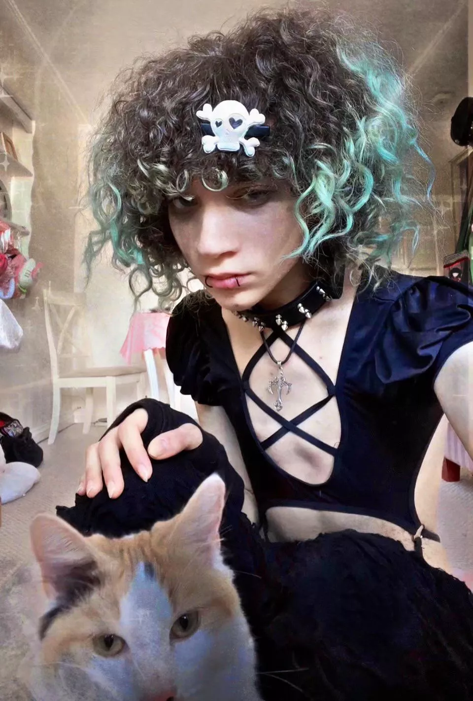 ^. .^ meow say it back pls