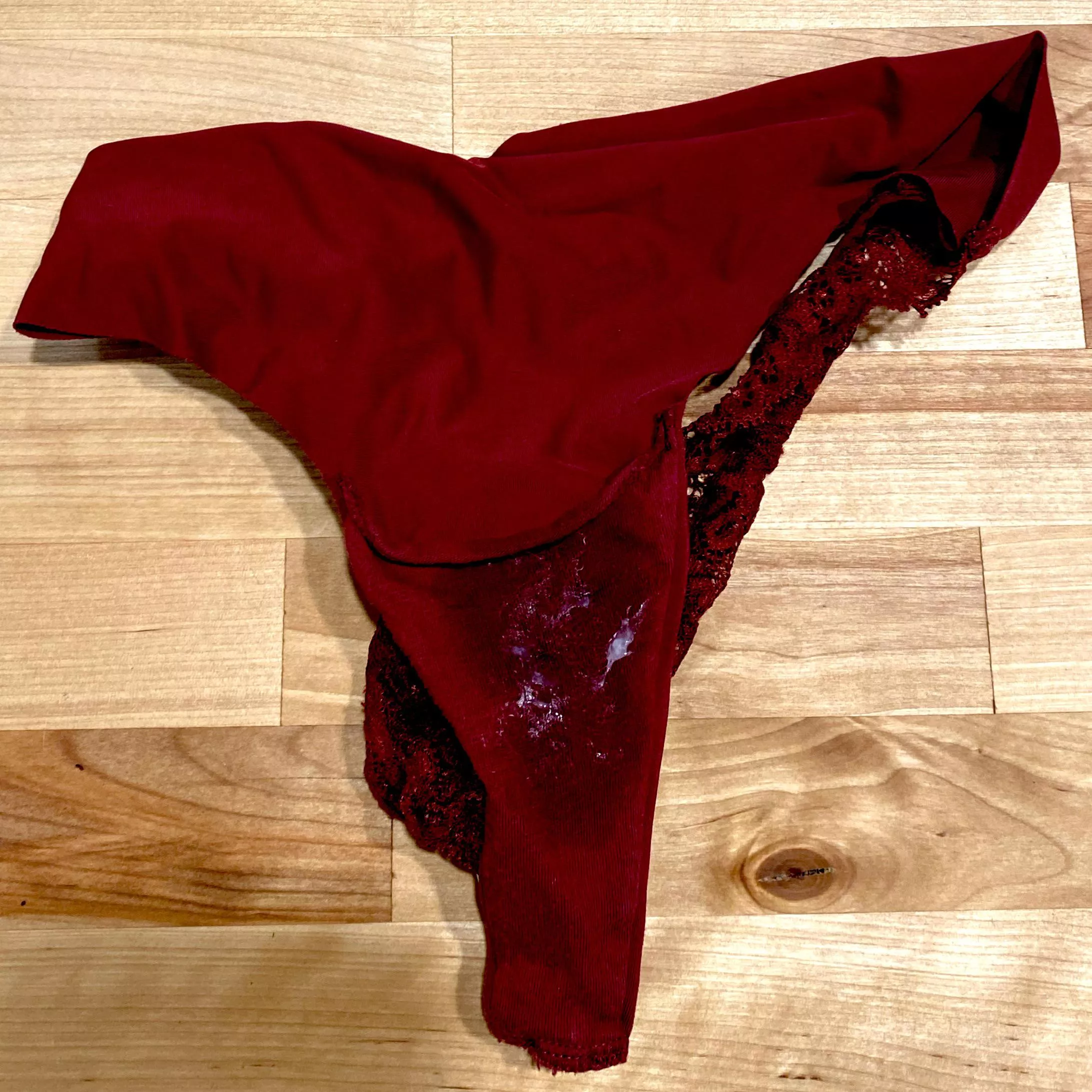 My favorite content to post is my post gym wet spot 🙃