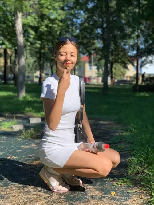 My favorite tight dress! You like it?