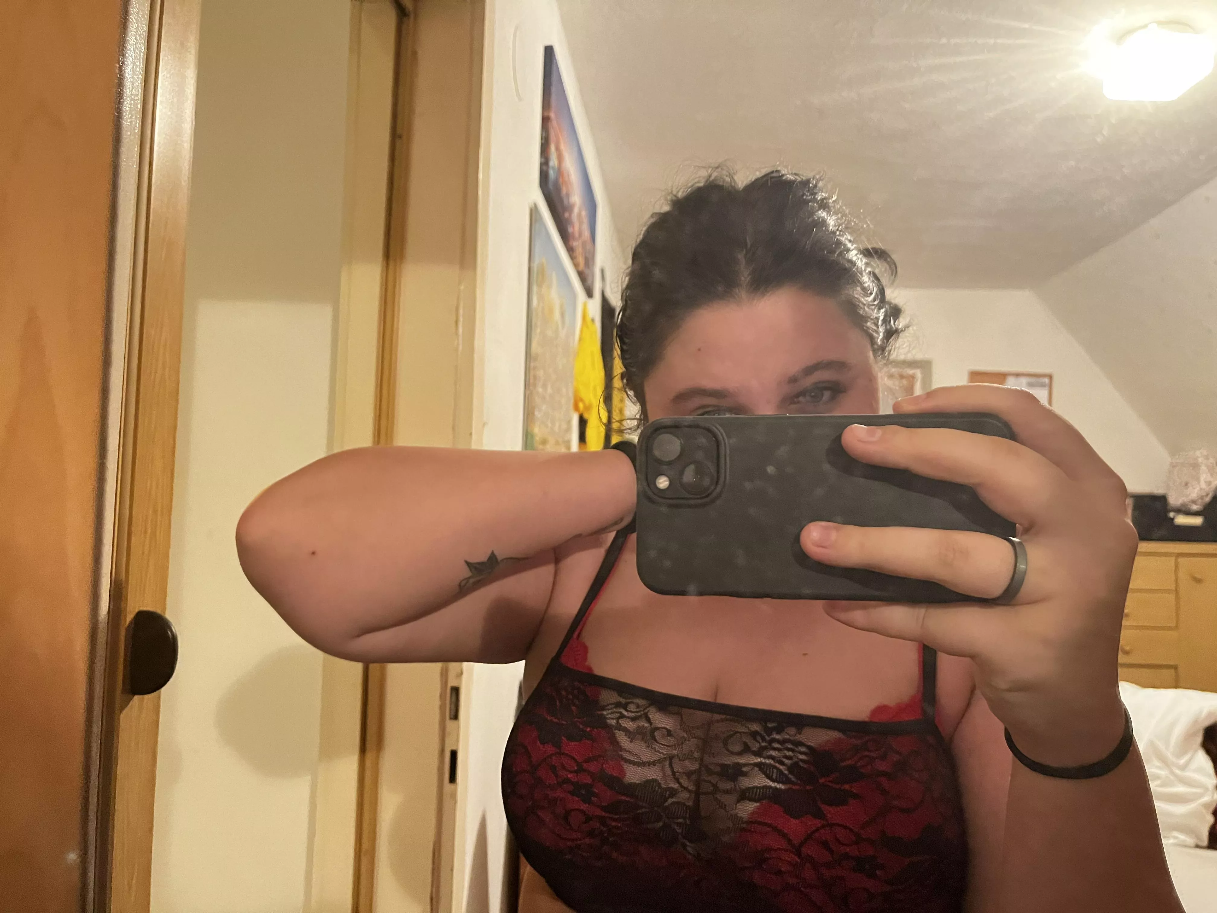 My toxic ex boyfriend used to tell me I‘m ugly :(