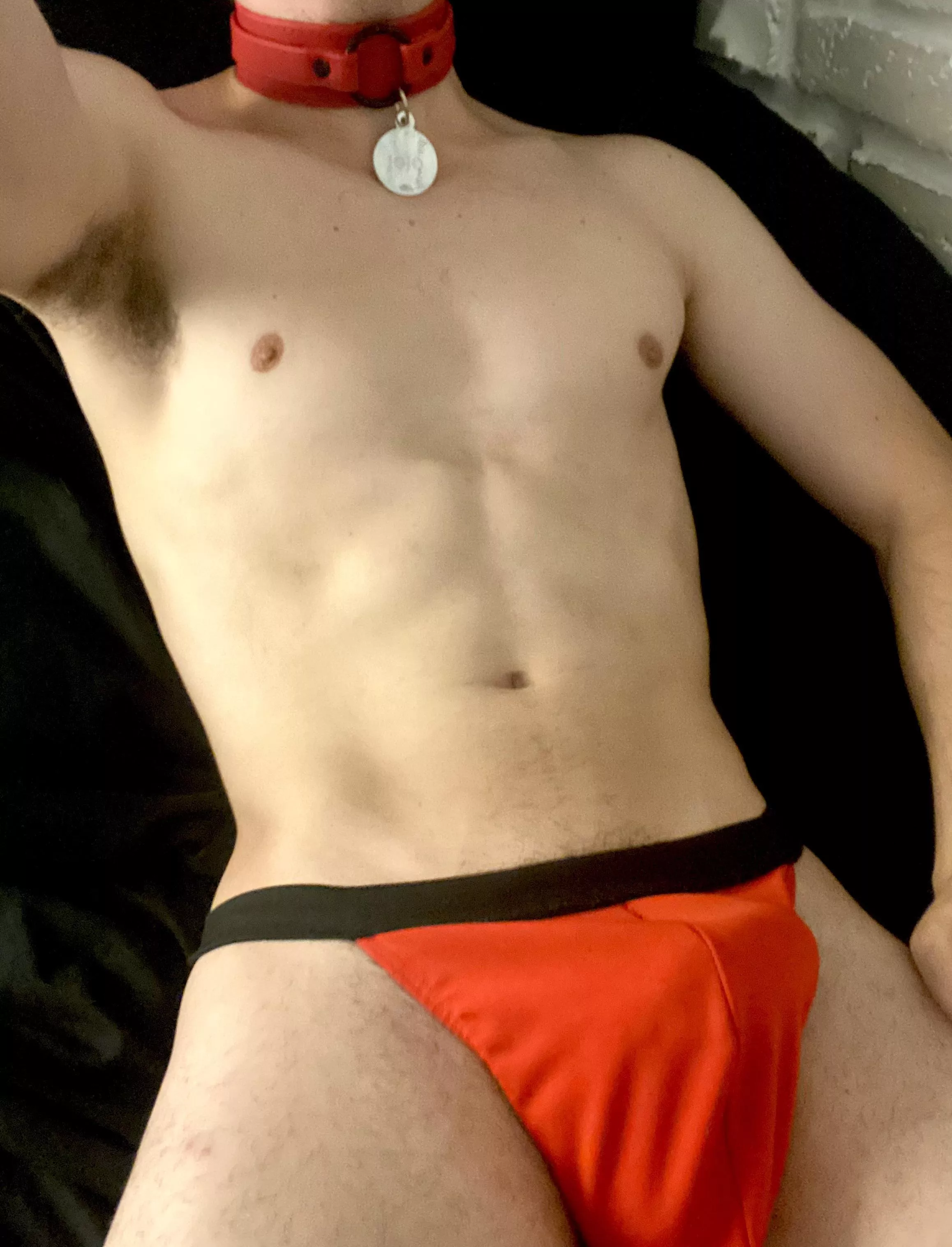 New collar in my domme's favourite colour