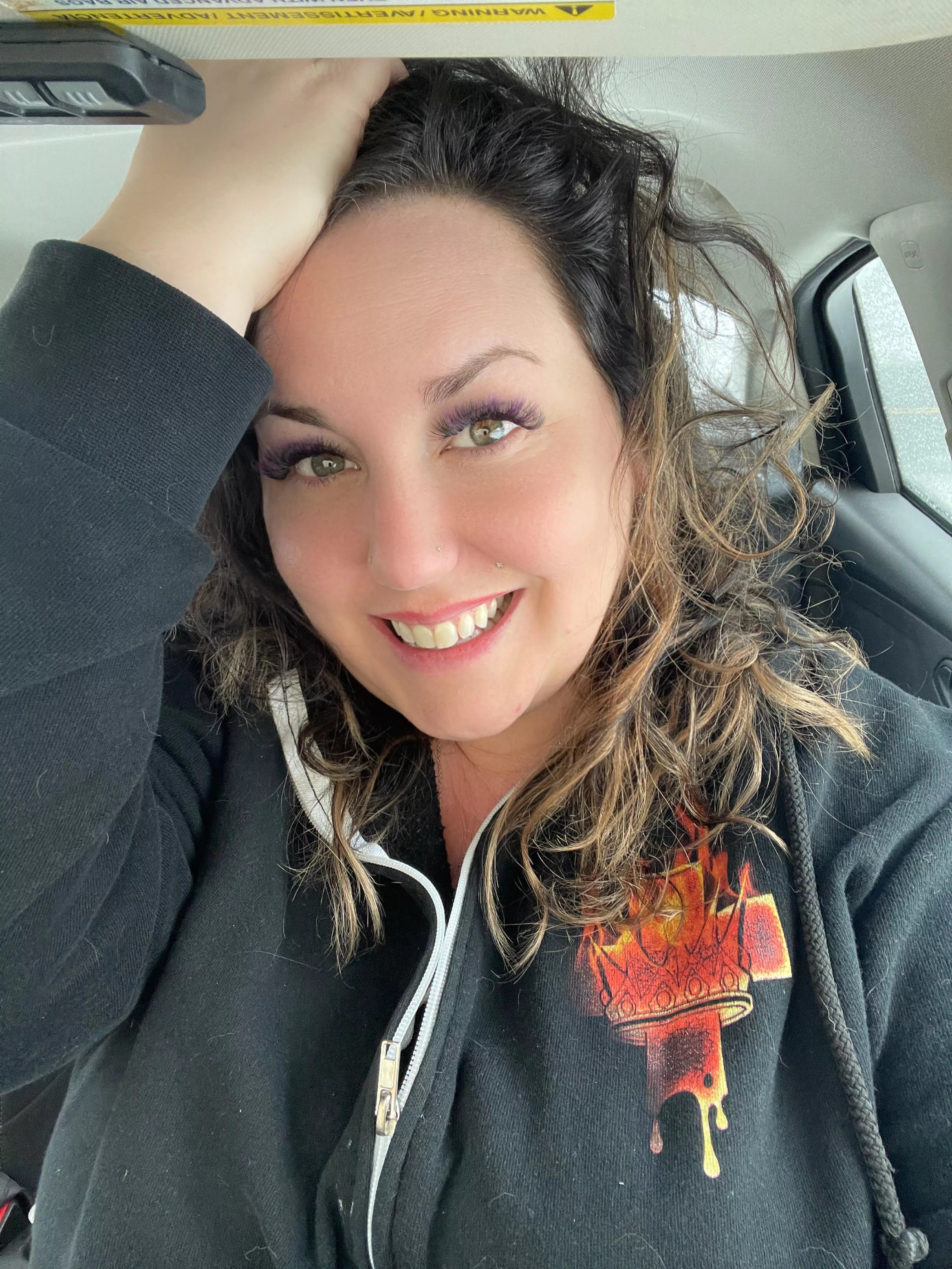 New lashes today! I’m obsessed 🖤 OC