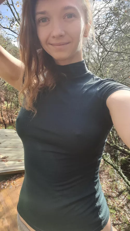 no bra,... just turtleneck 😸 my favourite combination 🙃 (I guess yours too 😜)