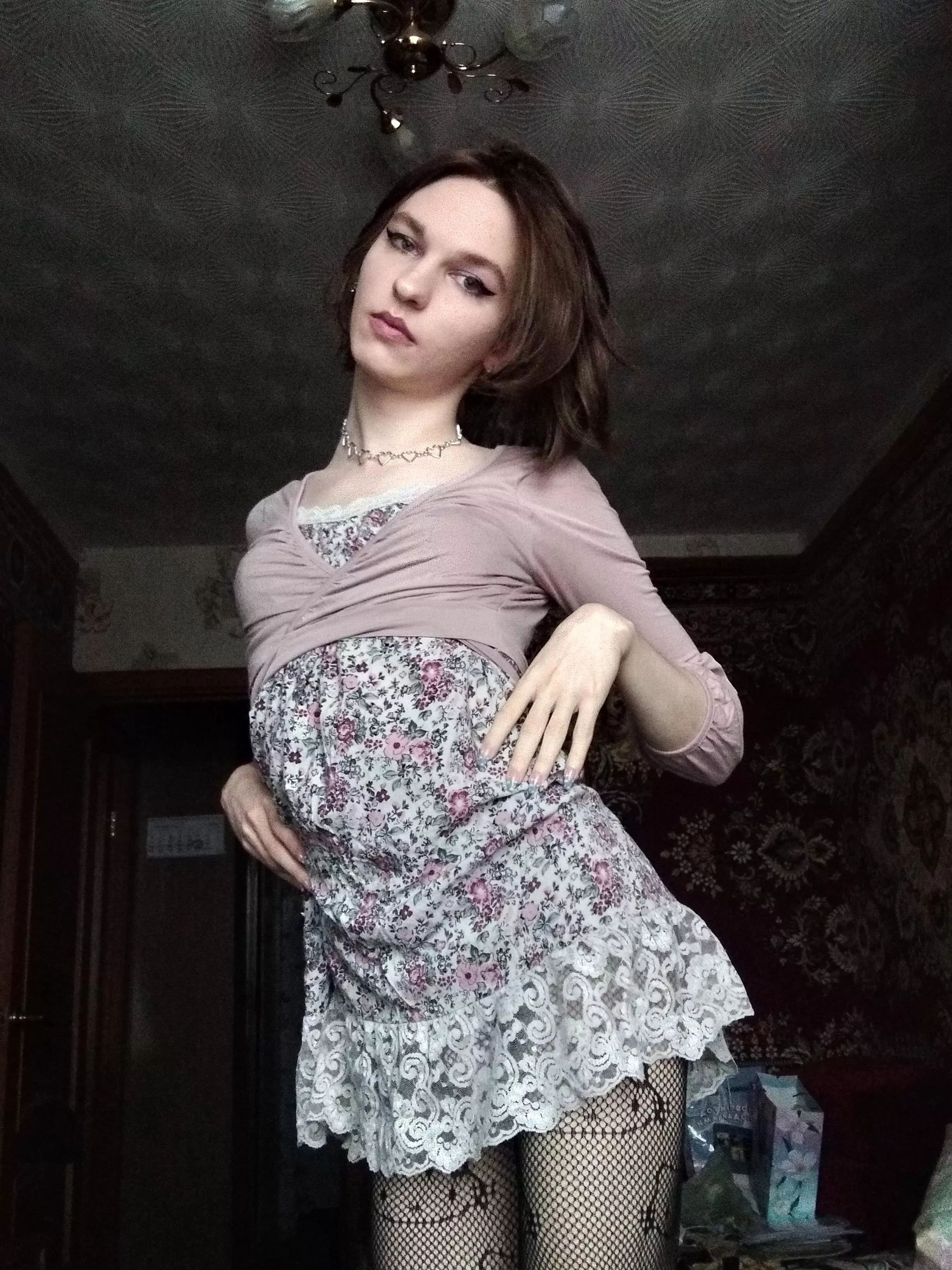 posing for people who filter by new ♡