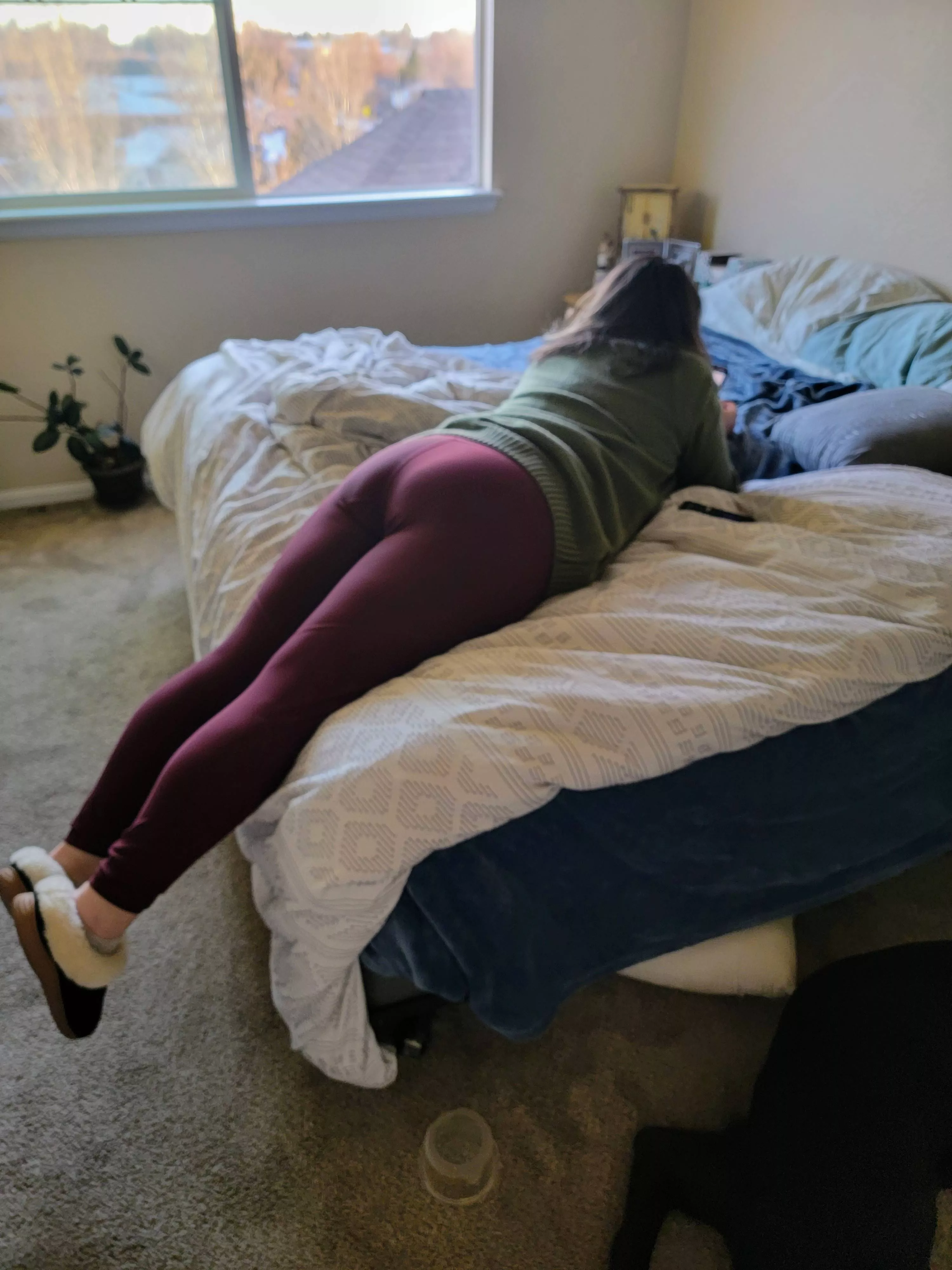 Pretty sure she's texting her bbc coworker