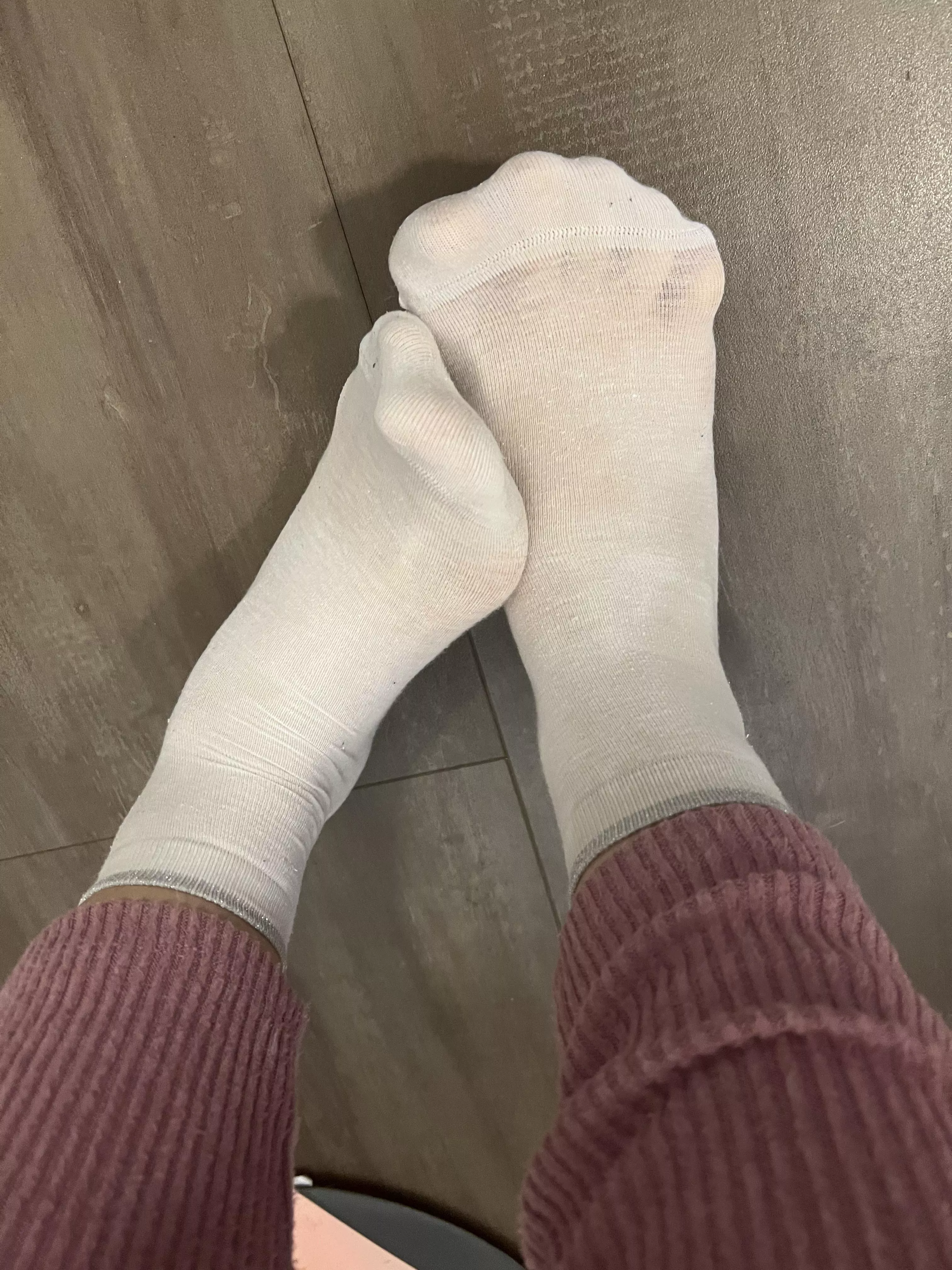 [Selling] Socks [Uk] 25F dm me to purchase😘