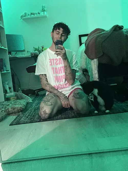 short stream tonight! Come play league before i fall asleep !! Link in bio!