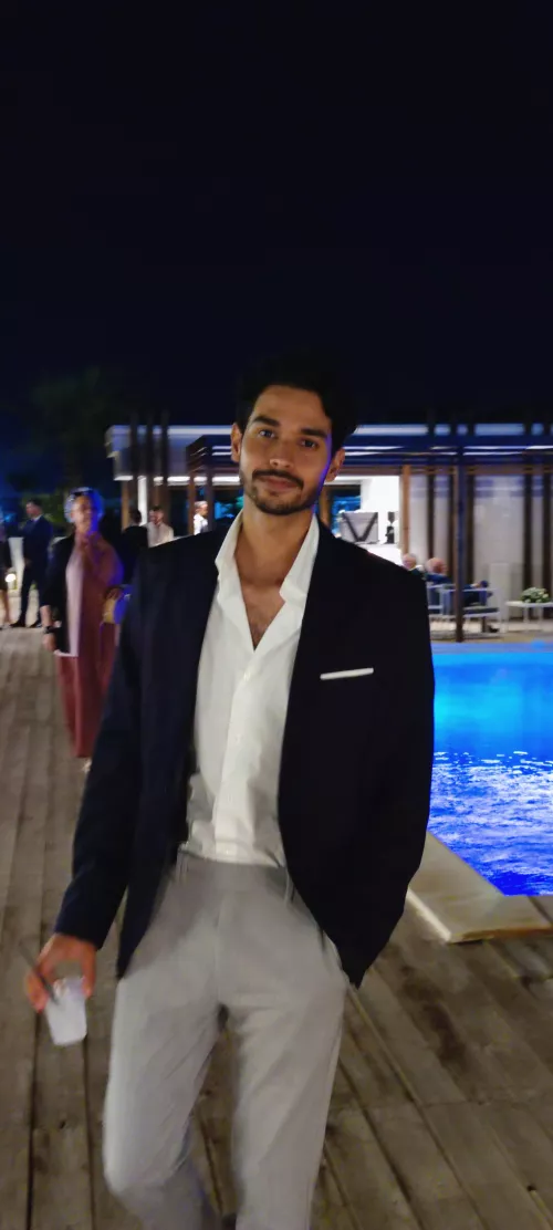 take me back to the warmth of summer directly into this moment