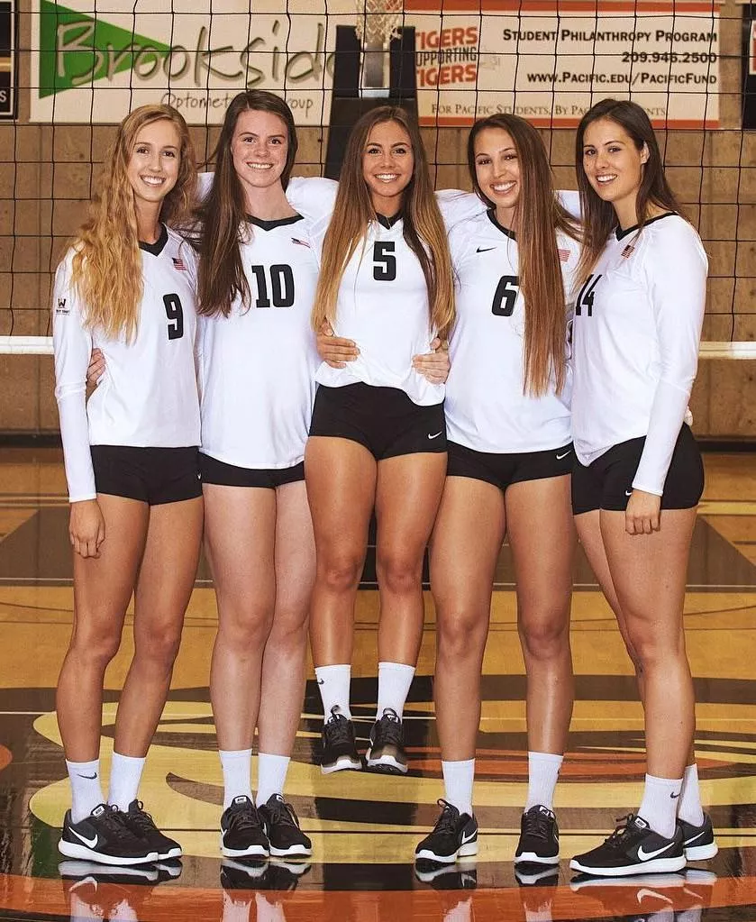 Teammates helping out