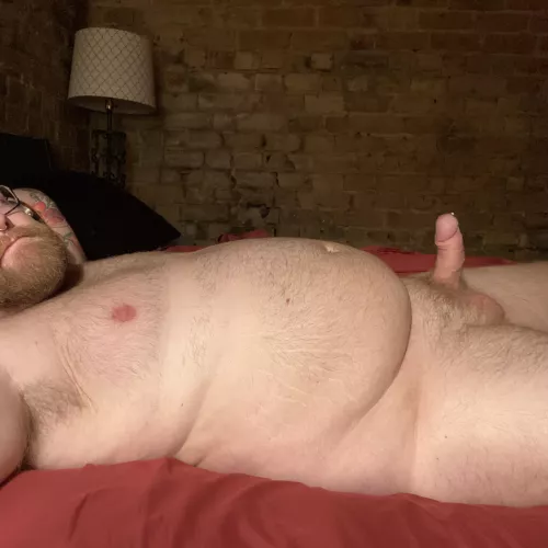 Thick bear seeks wide throat.