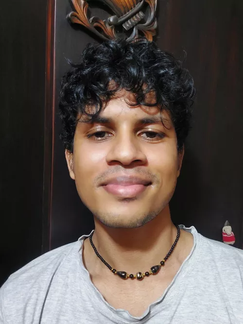 Trying to love myself more rather than find it externally❤️ Thanks for the people who reached out to me.