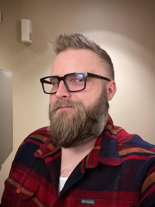 Work bathroom selfie. What do you think of the beard and new glasses?
