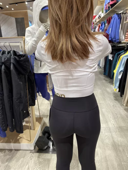 Would I get your husbands attention if he saw me? More pics in dms