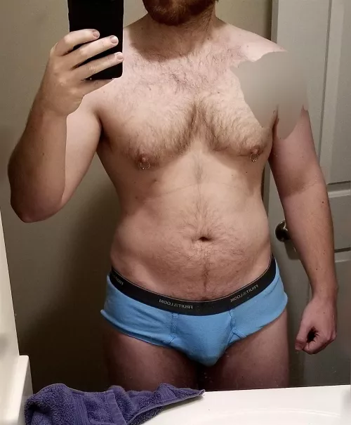 Would you chill on the couch with me if we were roommates?