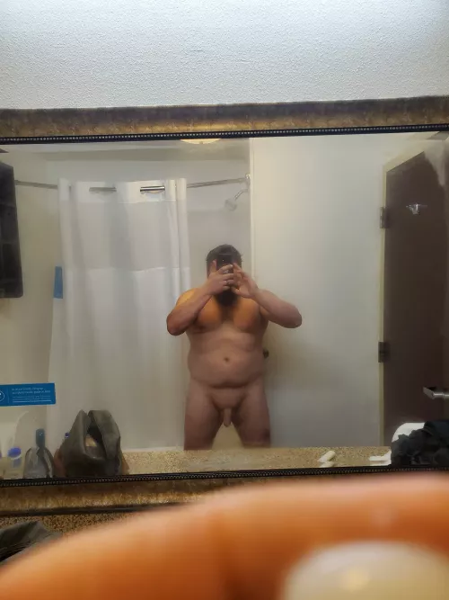 You like bi beefy guys?