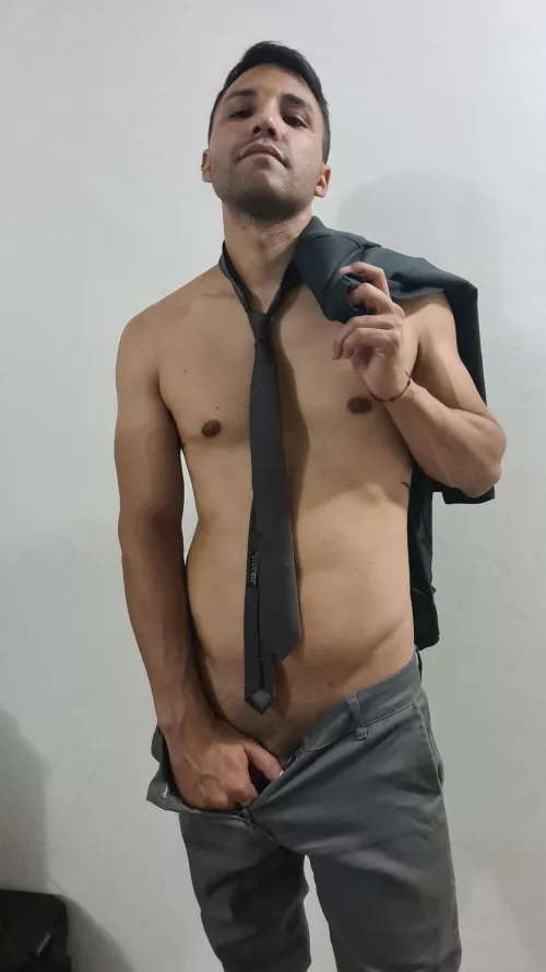 Your employee is here honey