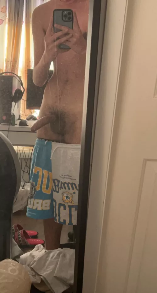 18m aussie horny asf, looking for similar guys to jerk with hmu toedrit