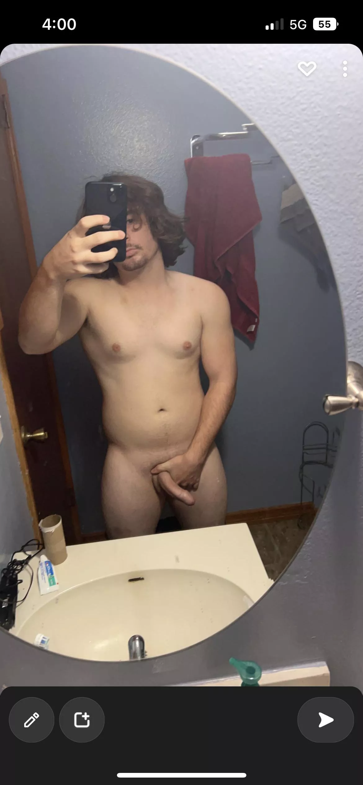 19/ looking for a fem/bottom dm me