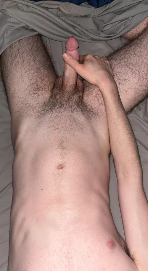 21 DM me. Looking for similar. Empty profile send pics pls.